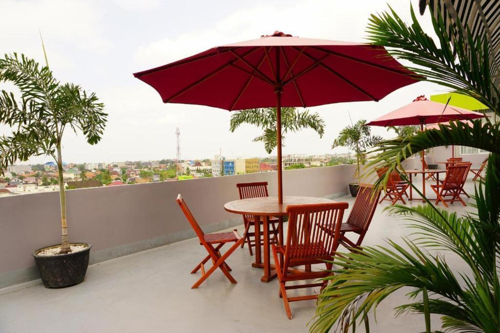 Airish Hotel Palembang Zewnętrze zdjęcie