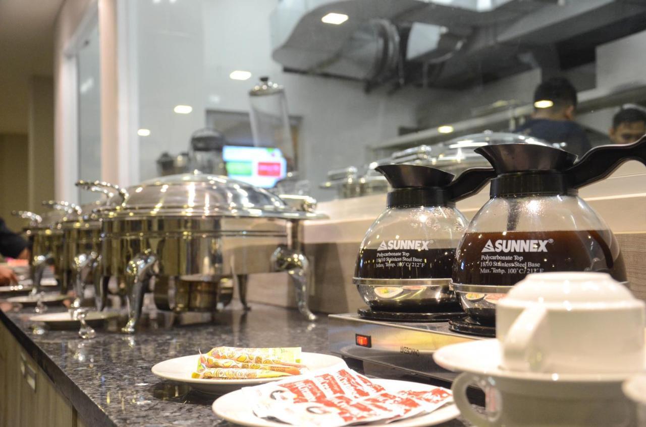 Airish Hotel Palembang Zewnętrze zdjęcie
