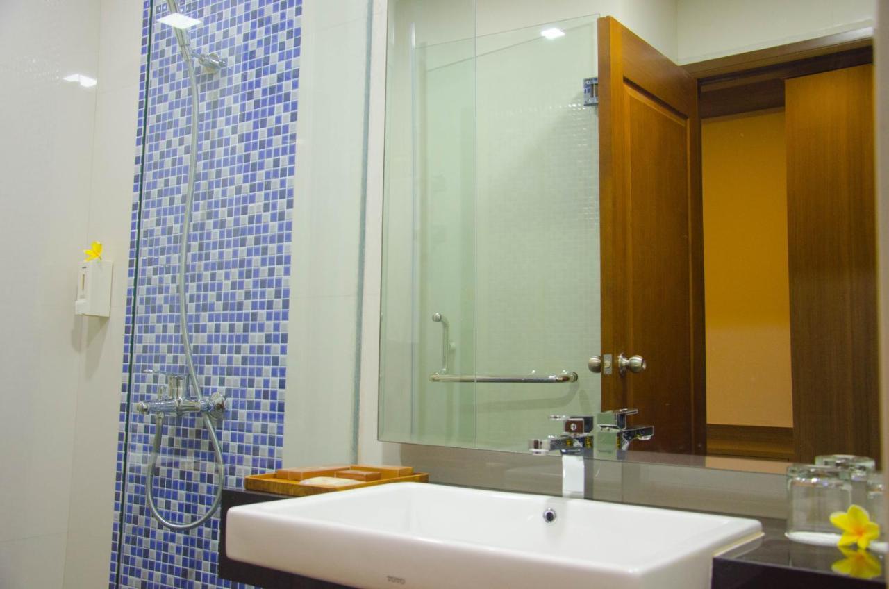 Airish Hotel Palembang Zewnętrze zdjęcie