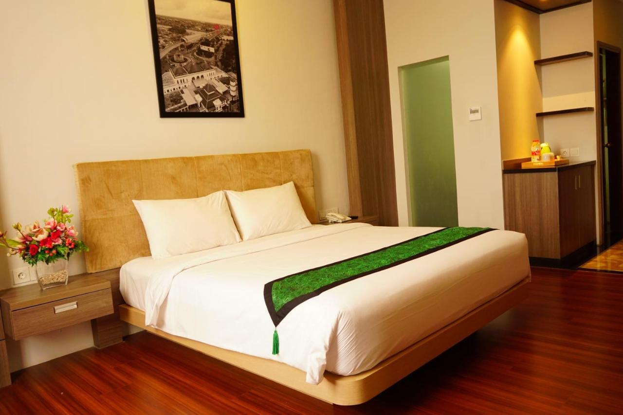 Airish Hotel Palembang Zewnętrze zdjęcie